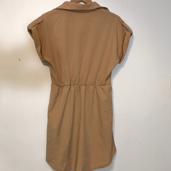 Classy tan shirtdress - Picture 4 of 7